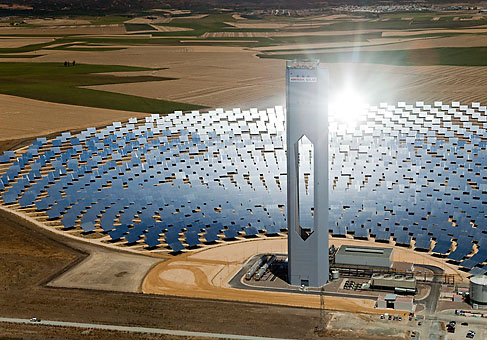 Weltgroesster Solarturm PS 20 in Betrieb