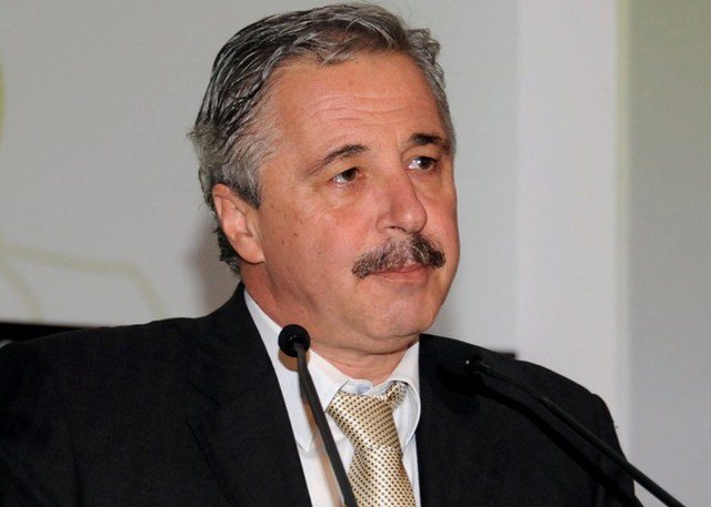 Στη Βόννη ο Υπουργός ΠΕΚΑ