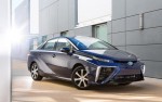 1416241203_toyota-predstavila-svoy-pervyy-vodorodnyy-avtomobil-buduschee-1