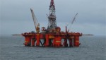 Oil_platform_in_the_North_Sea.limghandler