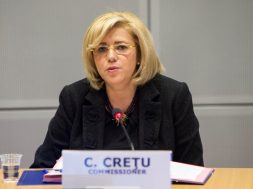 corina-cretu