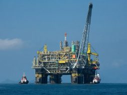 x846oil_platform_p-51_brazil.jpg.pagespeed.ic.LnaD3qY6Ec