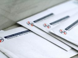 giati-fouskonoun-logariasmoi-reumatos