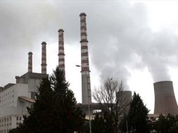 dei-monada-ilektroparagogis-melitis