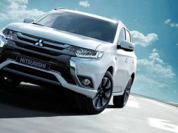 Outlander-PHEV-front-wheel