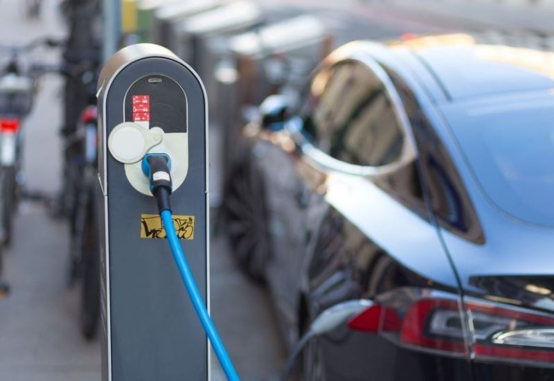 Δυναμικές κινήσεις στην ηλεκτροκίνηση αυτοκινήτων