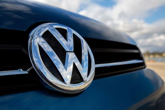 Volkswagen: Συμμαχία με την Enel για σταθμούς φόρτισης ηλ. οχημάτων στην Ιταλία