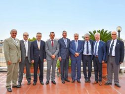 Συνάντηση ανώτατων στελεχών της General Electric και της ΔΕΗ A.E.