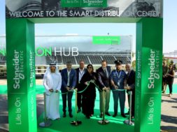 se_grows_global_network_of_smart_distribution_centers