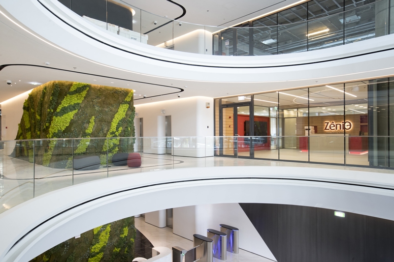 Η κορυφαία ενέργεια της ZeniΘ έρχεται στο «The Orbit»