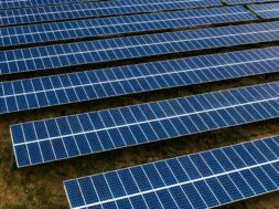 solar-panels-solar-farms