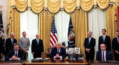 w05-164740USAWHITEHOUSESERBIAKOSOVODIPLOMACY2