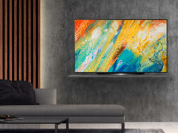 oled_4k_hospitality_01