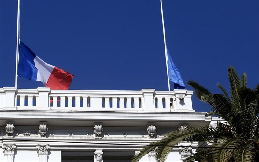 Δασικές πυρκαγιές στην Ελλάδα – Η Γαλλία στέλνει πρωτοφανή χερσαία βοήθεια