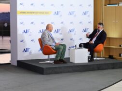 In dialogue Δ Ενότητα