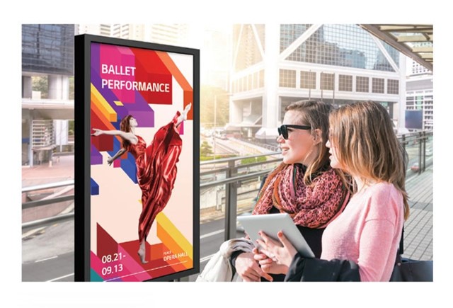 Δώστε «ζωή» στις βιτρίνες των καταστημάτων σας με τις Special Digital Signage λύσεις της LG