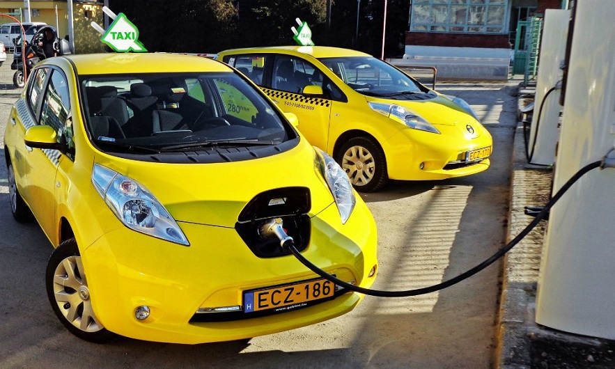 Τέλη Φεβρουαρίου η πλατφόρμα για την επιδότηση ηλεκτρικών Ταξί