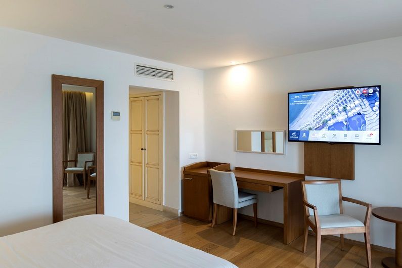 LG και Creta Maris Beach Resort αναβαθμίζουν την εμπειρία διαμονής των επισκεπτών στην Κρήτη