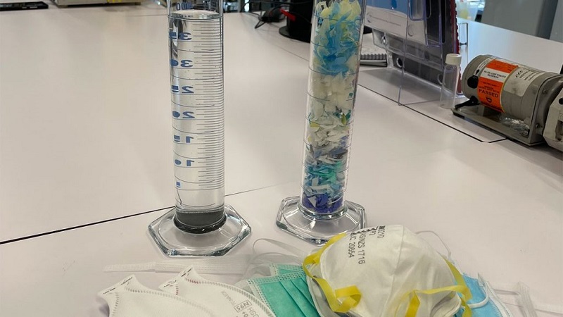 Πανδημία: Μέθοδος χημικής ανακύκλωσης μετατρέπει μάσκες και γάντια σε νερό και ξίδι