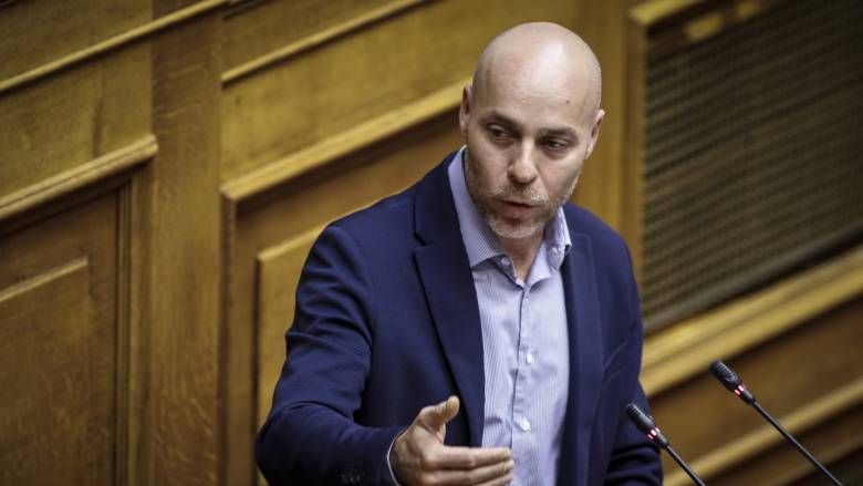 Λήψη μέτρων προστασίας για τα πλατάνια