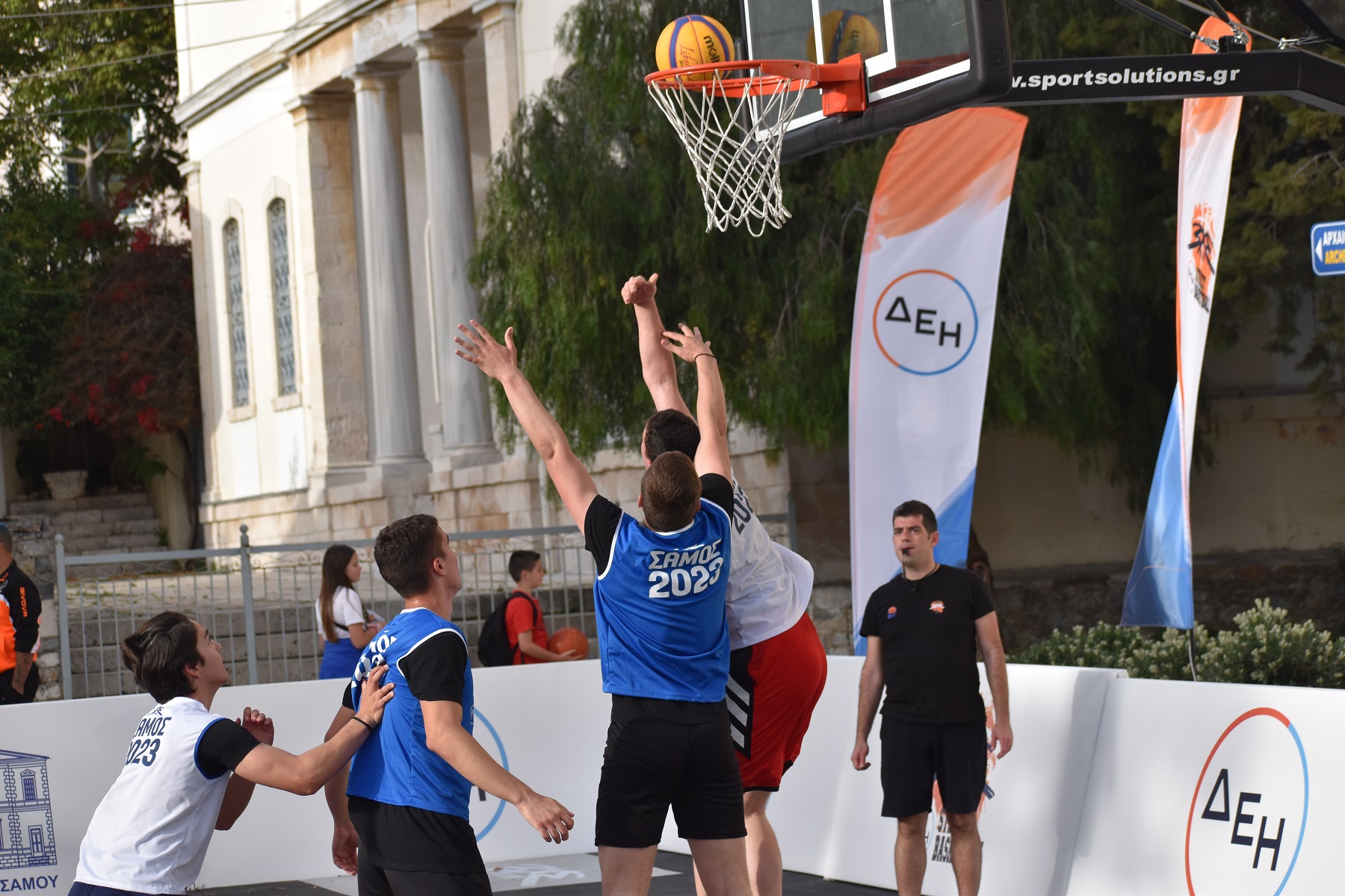 Με εκατοντάδες συμμετοχές από όλη την Ελλάδα  ολοκληρώθηκε το 3×3 ΔΕΗ Street Basketball