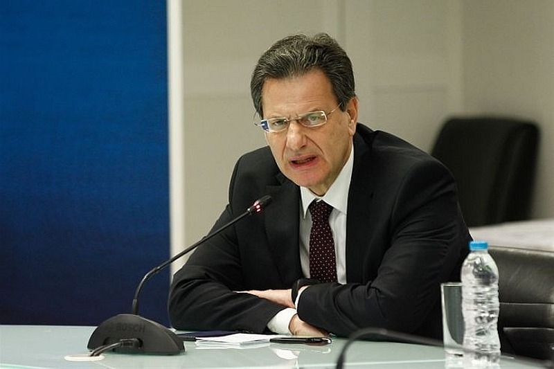 Ο υπουργός Θ. Σκυλακάκης ανακοίνωσε τρία μέτρα σχετικά με τις αυξήσεις του ρεύματος