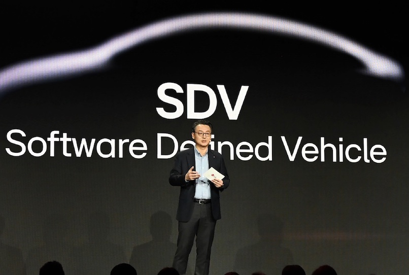 Ο πρόεδρος της LG Vehicle Solution Company κέρδισε το βραβείο MotorTrend SDV Innovator 2025