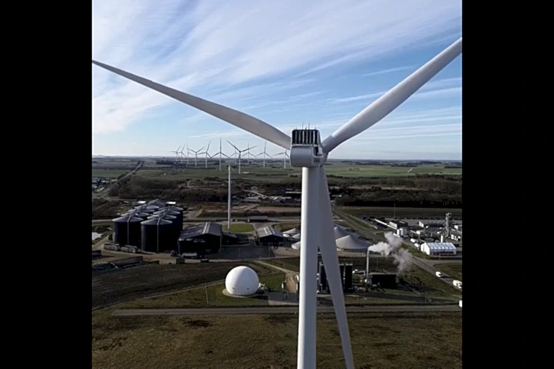 The Clean Industrial Deal: Οι δέκα δράσεις της ΕΕ για μείωση του ενεργειακού κόστους, αύξηση της ανταγωνιστικότητας και μείωση του αποτυπώματος