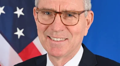 Geoffrey Pyatt,_Assistant_Secretary_of_State-1200-px