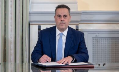 Σταύρος-Παπασταύρου