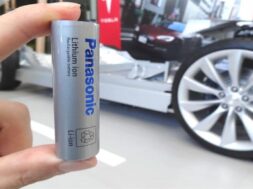 233825-Panasonic EV batteries