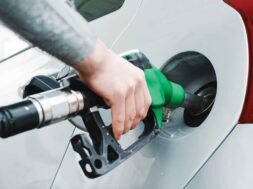 hand-gas-station