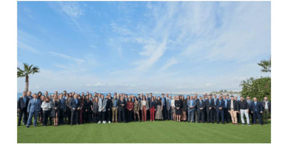 Ο Όμιλος REVOIL Πιστοποιήθηκε ξανά ως Great Place to Work για το 2026-2027!